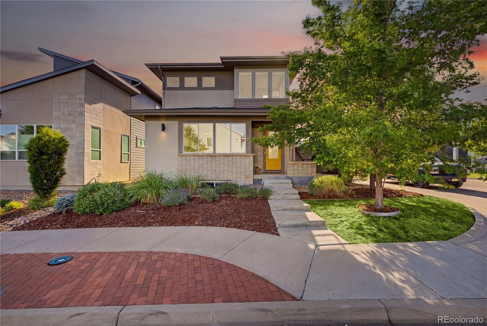 6773 Mariposa Court