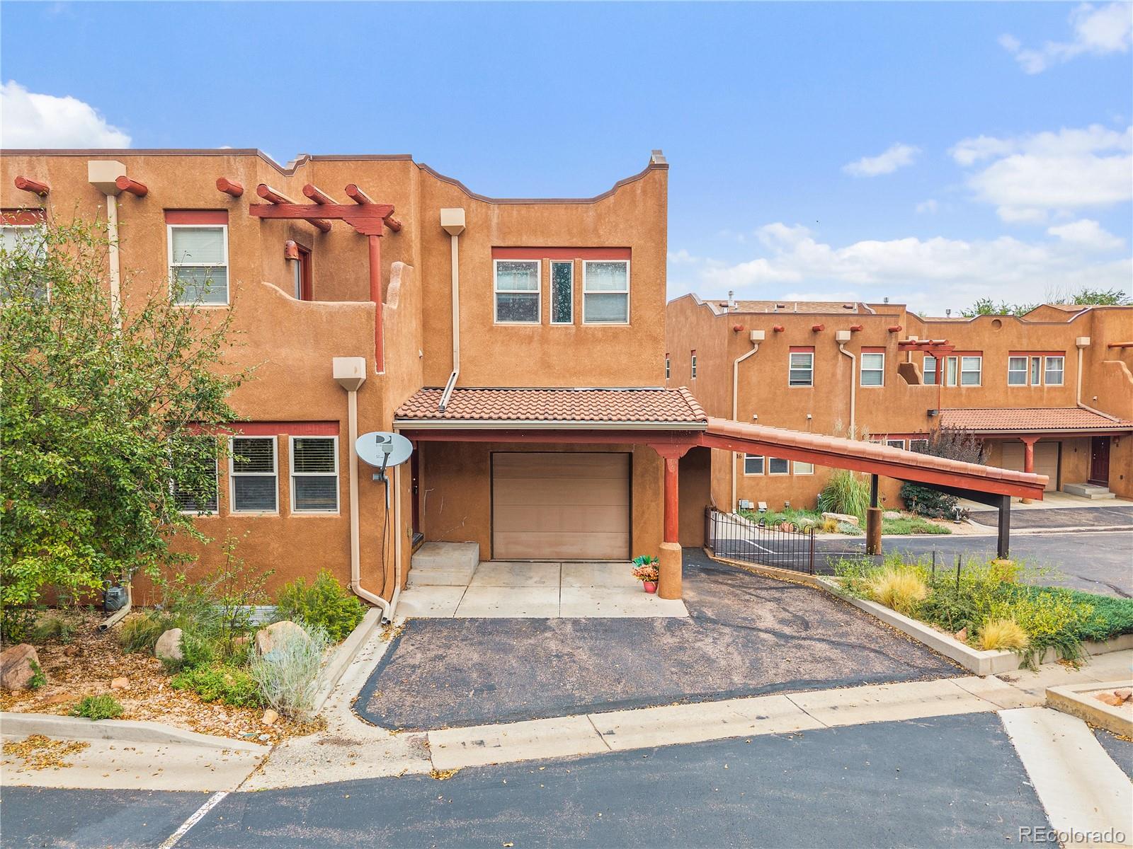 18 Taos Place