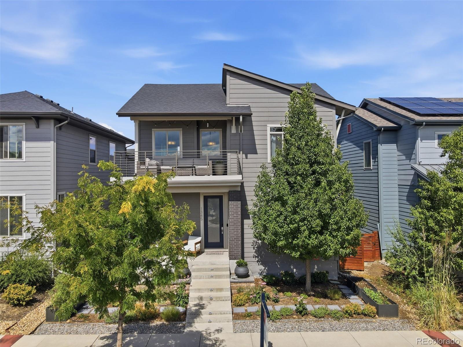 1345 W 67th Place