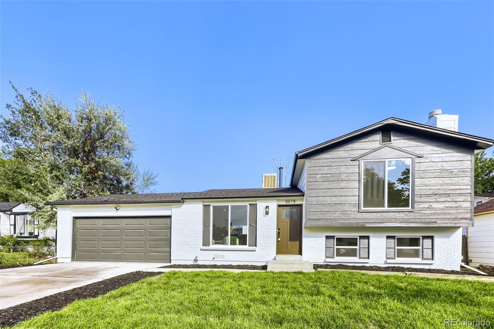 4618 Fontana Way