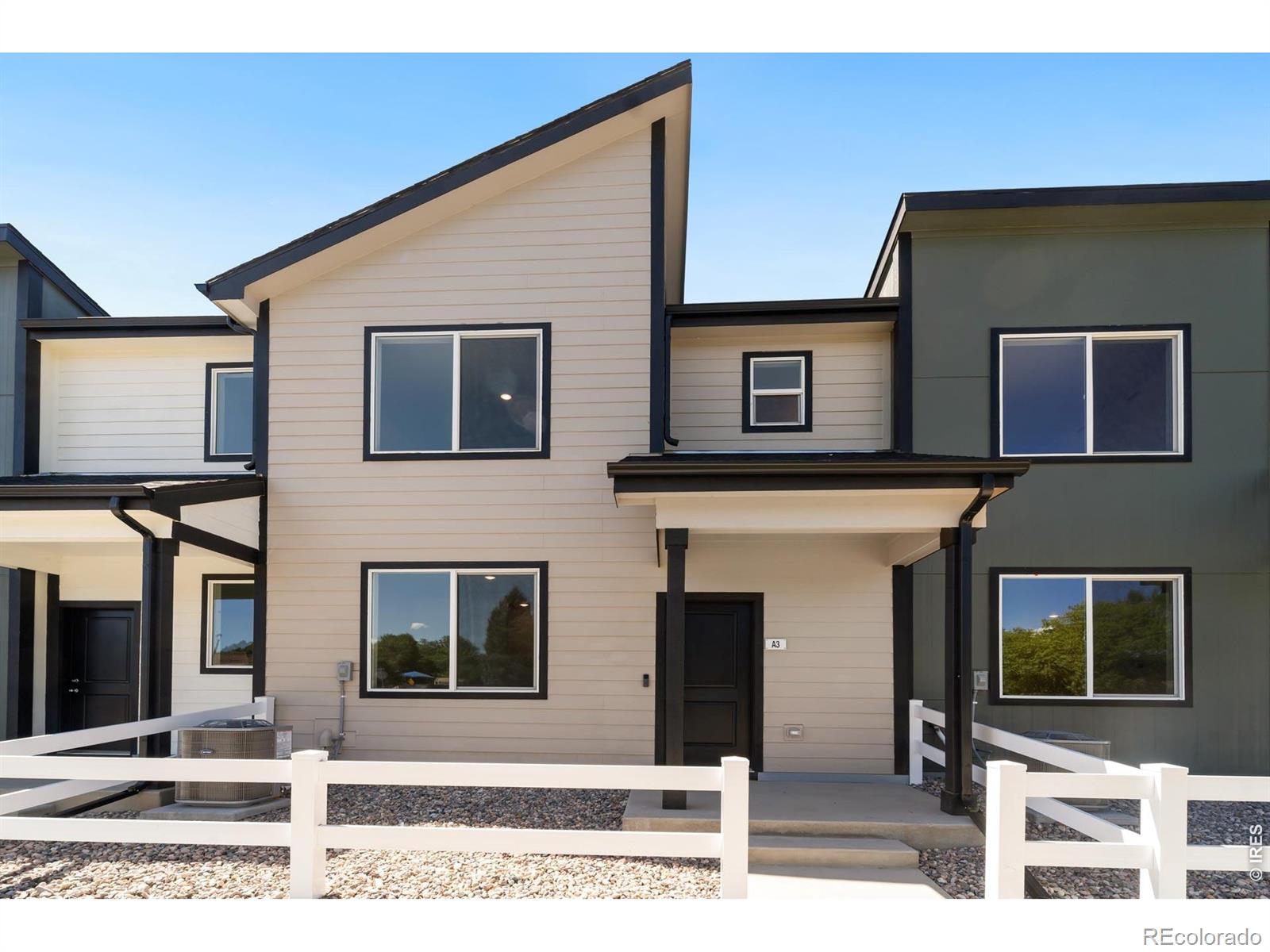 240 Kiowa Trail Unit 3